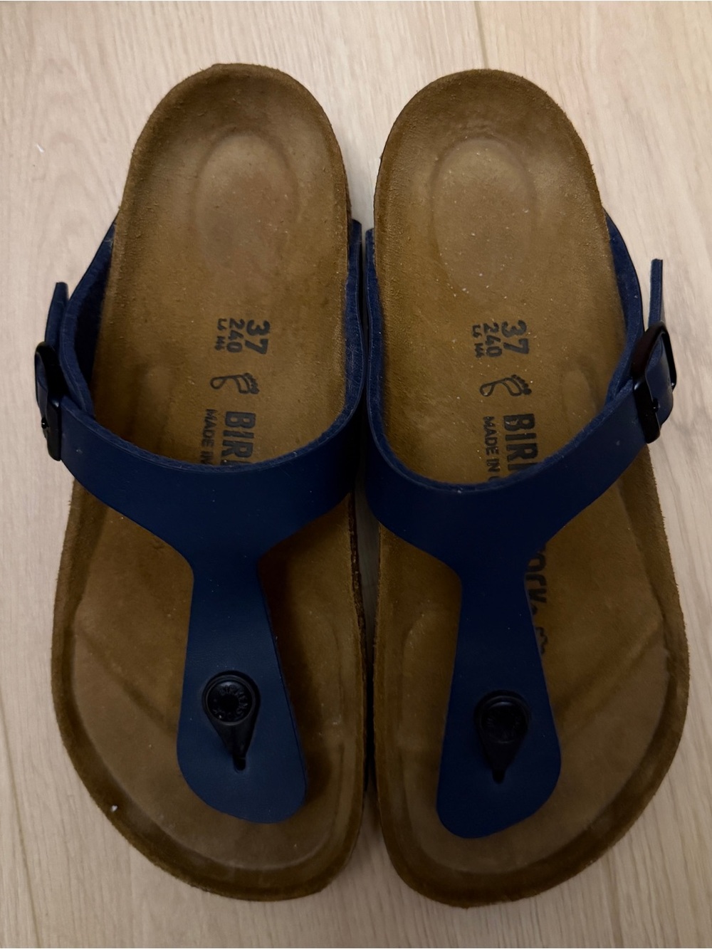 Birkenstock Navy Blue T-Strap Sandals size EU 37